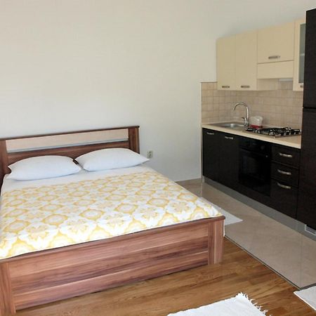 Apartments & Room Masa Starigrad Paklenica Habitación foto