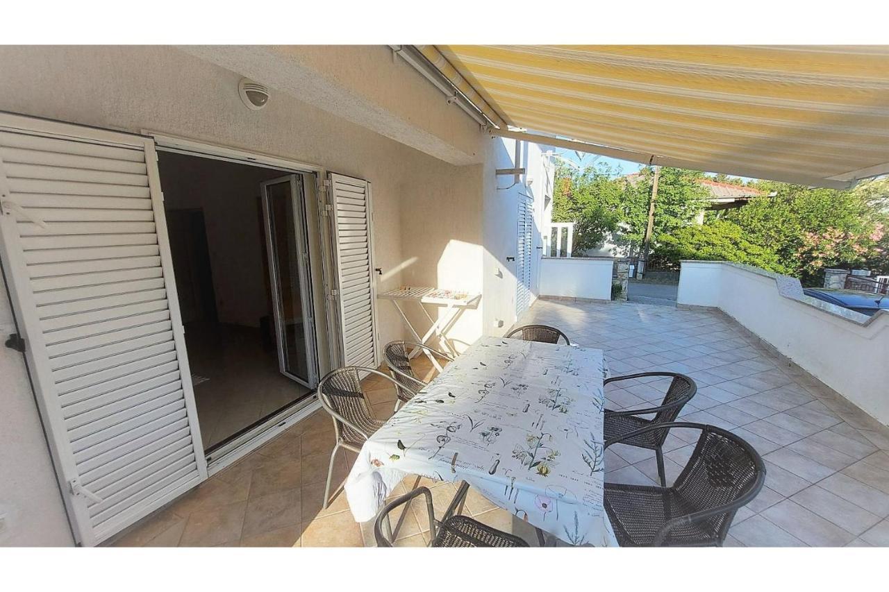 Apartments & Room Masa Starigrad Paklenica Exterior foto